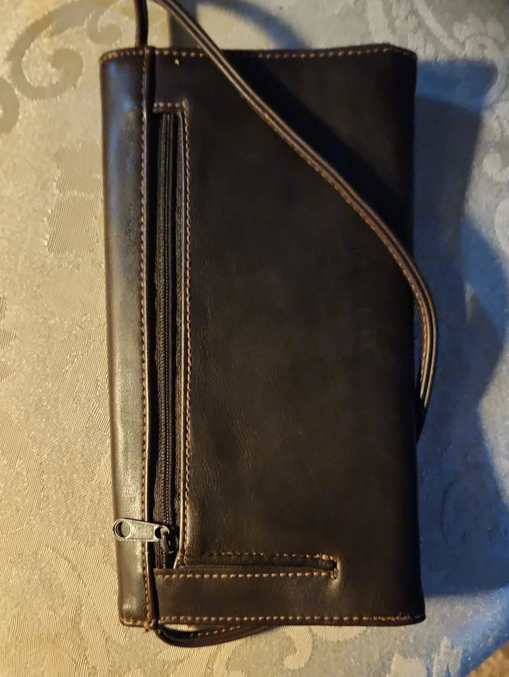 Strada Classic Brown Leather Crossbody Clutch - Versatile Everyday Bag